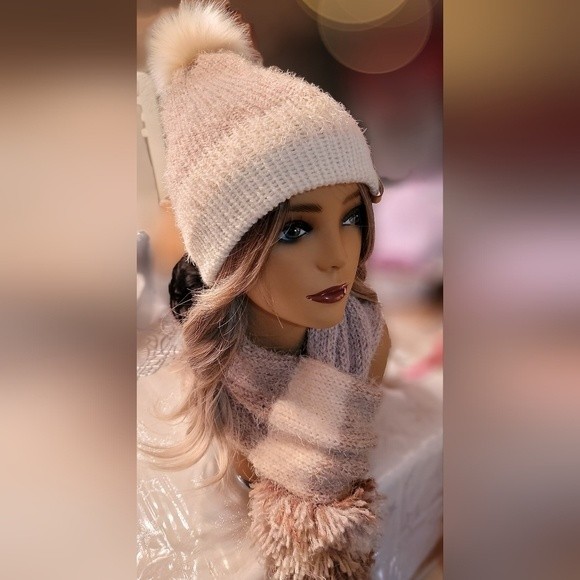 ? HOST PICK ? Hat & Scarf \'Coconut Cream\' Winter Set, fits Teens and Women main image 5